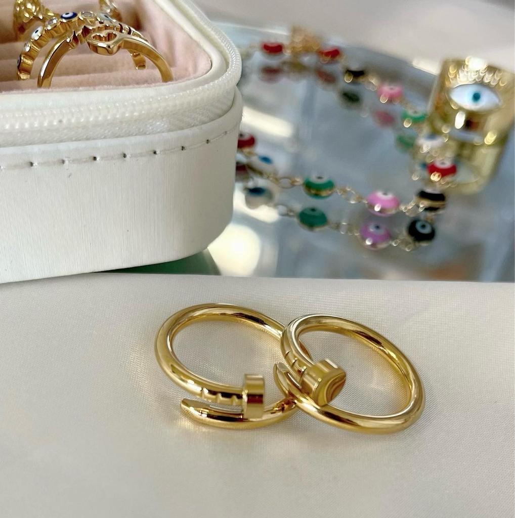 Anillo CC